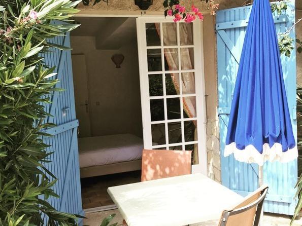 Hôtel Jas Neuf Sainte-Maxime Quarto foto