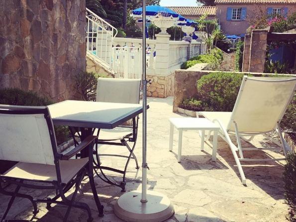 Hôtel Jas Neuf Sainte-Maxime Quarto foto